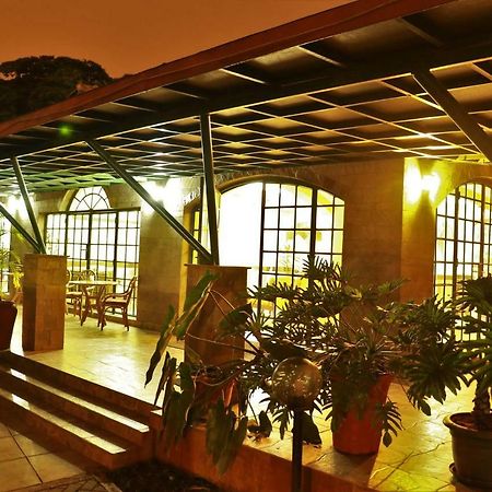 Ack Guest House Nairobi Bagian luar foto