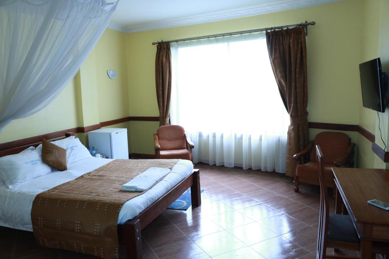 Ack Guest House Nairobi Bagian luar foto
