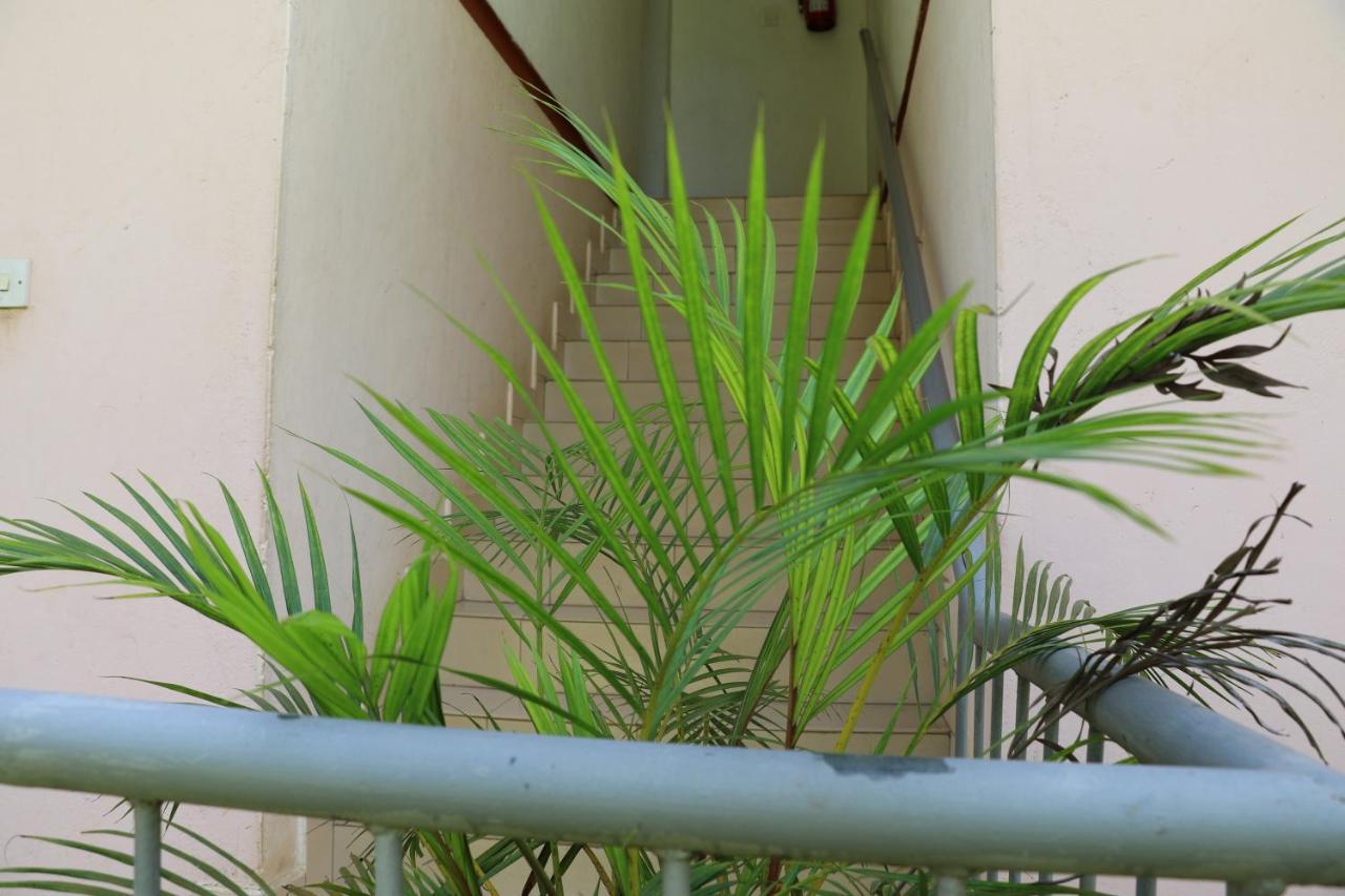 Ack Guest House Nairobi Bagian luar foto