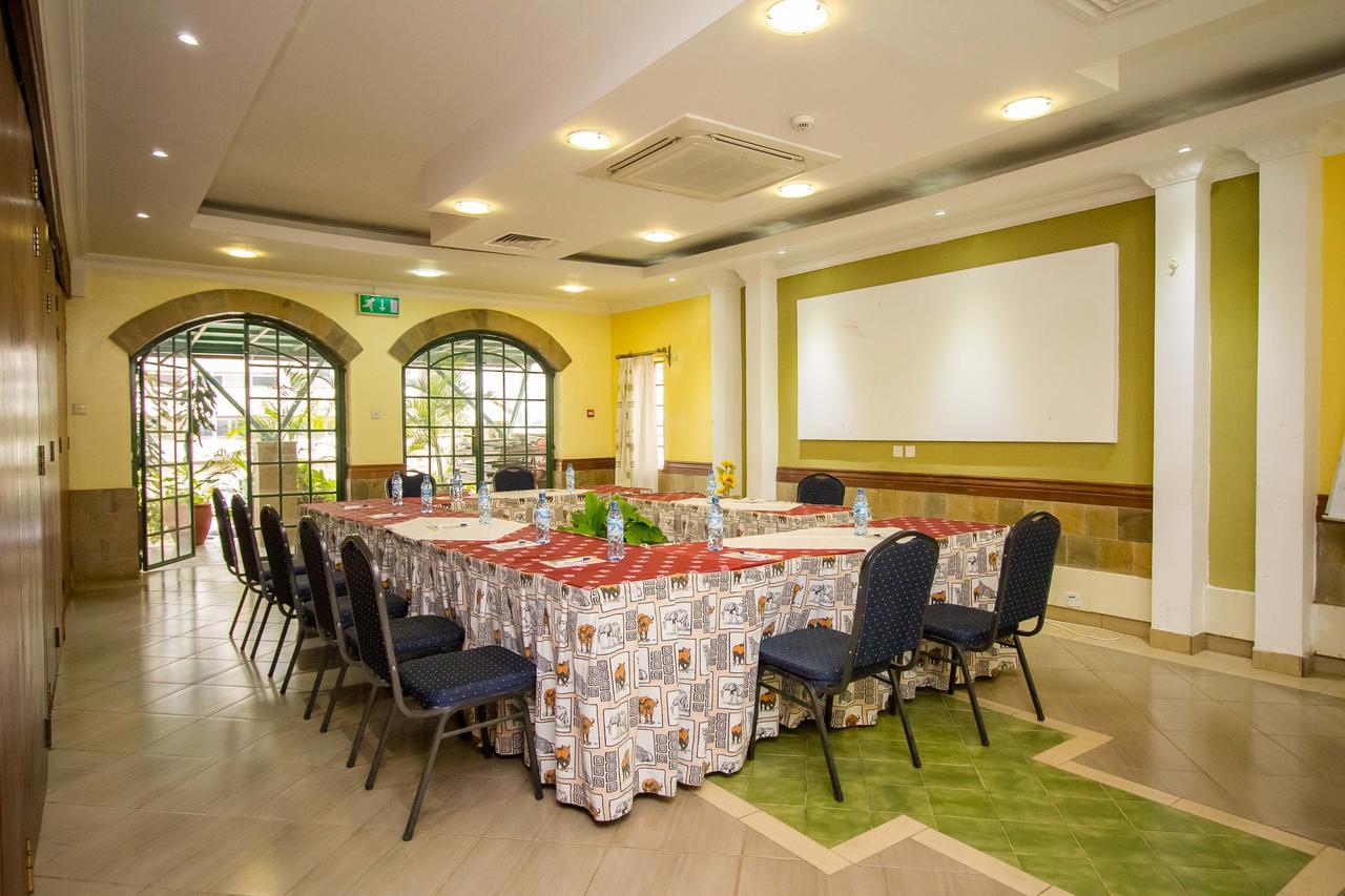 Ack Guest House Nairobi Bagian luar foto