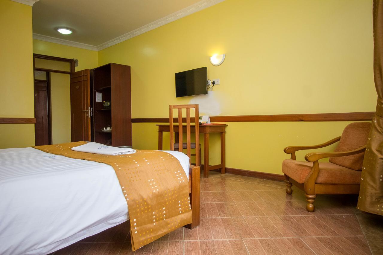 Ack Guest House Nairobi Bagian luar foto