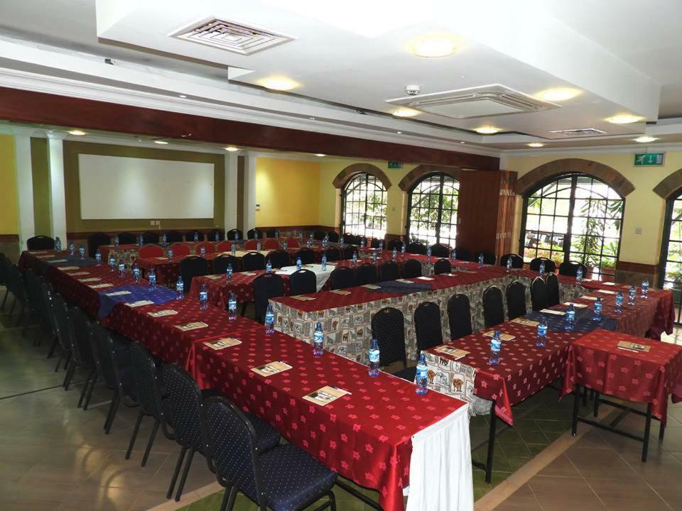 Ack Guest House Nairobi Bagian luar foto